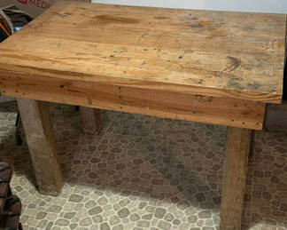 Lot 35: Rustic wooden work table