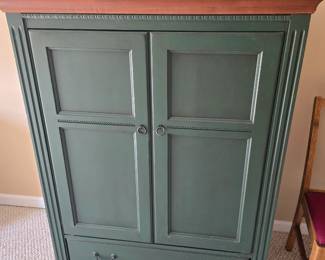 Ethan Alllen "Country Crossings" cabinet with wine rack insert