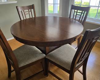 Craftsman style dining room table and 4 chairs