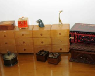 COLLECTION OF TRINKET BOXES