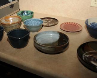 SIGNED STUDIO POTTERY