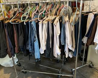 lots of clothes size 