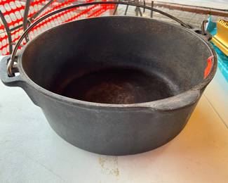 iron pot
