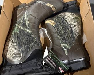 Columbia Men's Boots - NIB - Size 9