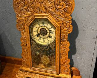 Antique Oak Mantal Clock
