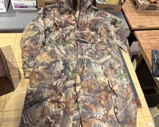 Unused Cabella's Hunting Coveralls