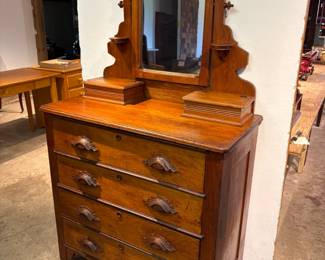 Wooden 4-Drawer Dresser w/ Mirror