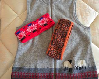 Lot #237 - Woolrich Grey Lambs Wool Zip-Up Vest with Sheep Design & Patterned Knit Headbands