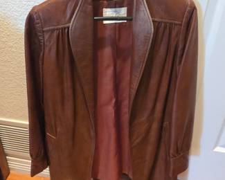 Lot #192 - Vintage Peter Caruso Brown Leather Jacket Made in USA Classic Style