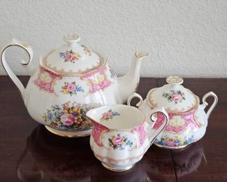 Royal Albert Lady Carlyle Pink Floral Bone China Tea Set Teapot Creamer Sugar Bowl