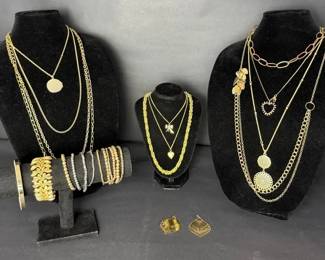 Mixed GoldTone Necklaces Stretchable Bracelets