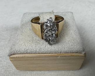 Estate 10K Gold Diamond Cluster Ring Size 5.5 Exquisite E 3.80g