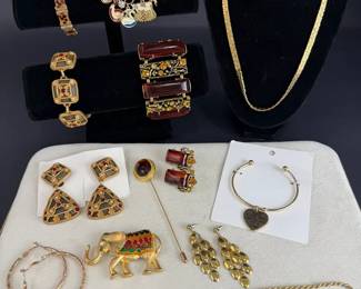 Fun And Funky Vintage Costume Jewelry Mixed Lot w Amber Tone Bracelet, Earrings Necklaces
