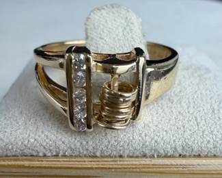 005 14K Gold Diamond Modernist Ring Size 8 w .10 CTW Round Diamonds