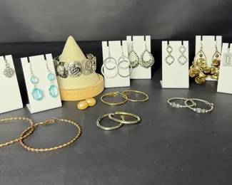 Mixed Earrings and Bracelet