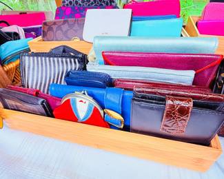 Wallets & Purses 