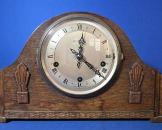 Stunning 1930s Art Deco Bravingtons London Oak Mantel Clock