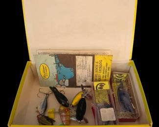 Lures MidCentury Top Water Classics