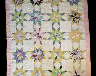 Vintage HandStitched Lone Starburst Quilt Scrappy Feed Sack Design