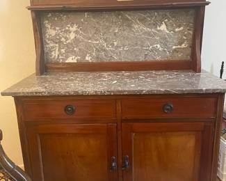 Elegant Late VictorianEdwardian MarbleTop Walnut Washstand