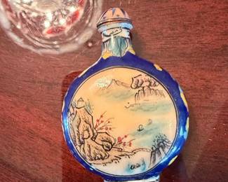 Chinese Landscape Painted Snuff Bottle