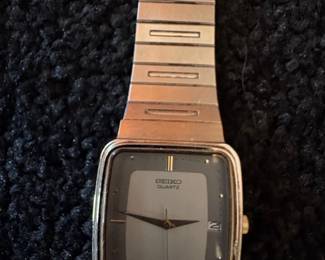 Seiko Tank Quartz Dress Watch