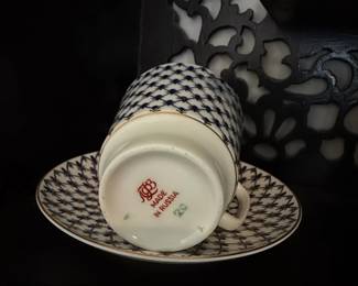 Lomonosov Porcelain Cobalt Net Pattern Teacup and Saucer second image