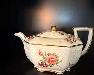 Vintage Sadler Teapot with Floral Decoration and Gold Trim