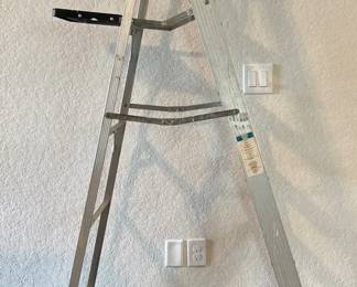 Gorilla 6ft Aluminum Fold Out Ladder