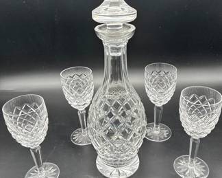 Wine decanter And Glasses