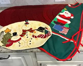 Snowman Serving tray apron And 10 Placemats