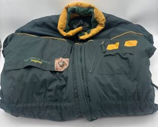 2 Mens Mountain Horse Large Jackets