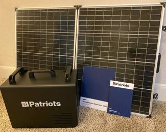 Patriot Power Generator 1800 w 100w Patriot Solar Panel NEW IN BOX