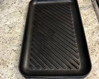Le Creuset Rectangular Cast Iron Griddle Grill Pan
