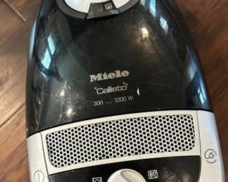Miele Callisto 1200 W Vacuum Cleaner