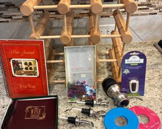 Wooden wine rack Lot