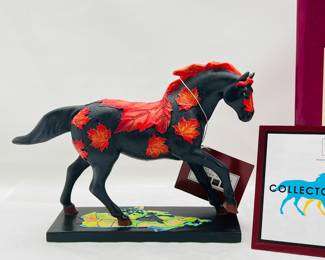 Trail of Painted Ponies Maple Leaf Pony #11298 1E/1460 Figurine w/ Box & Checklist