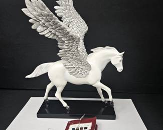 - Trail of Painted Ponies “Silver Lining” Pegasus Figurine Westland 2E/7144 w/ Box retired Feb/2012
