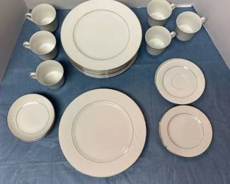 Crown Victoria Lovelace Fine China Dishware Lot