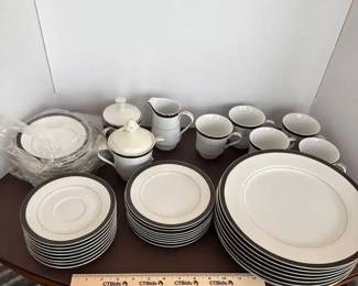 Vintage Bone China Set Regina 6097, International Fine China