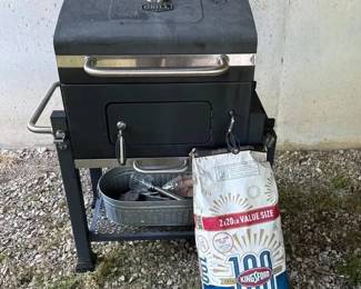 Expert Charcoal Grill wFoldable Shelf and Hooks New Kingsford Charcoal