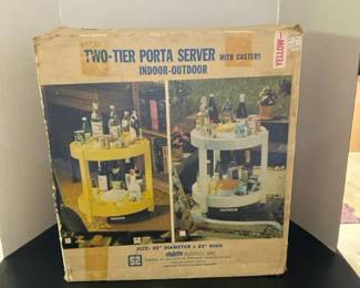 TowTier Porta Server Vintage