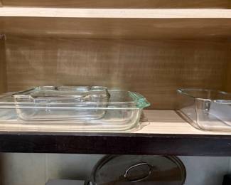 Pyrex baking dishes 