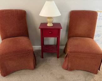 Pair of parsons chairs with table and lamp