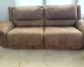 Electric reclining sofa 