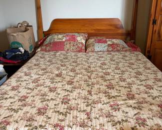 Queen 4 Poster bed w/ posturpedic mattress  