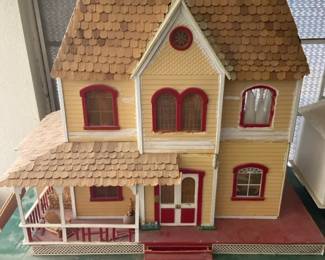 Vintage Style Doll House  Accessories