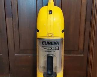 Eureka The Boss Super Lite Bagless Vaccum