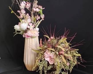 Flower Vases And Arrangements