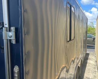 2020 Eagle Cargo 8.5' x 24' Enclosed V-Nose Trailer – Tandem Axle, 7000 LB GVWR